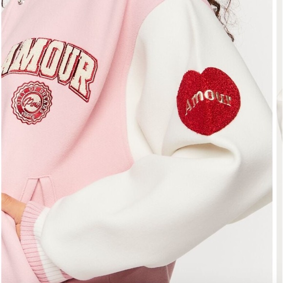 “Amour/Paris” Varsity Jacket Forever 21 - Picture 3 of 13